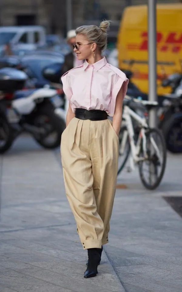 Широкие женские брюки - модные тенденции 2022-2023