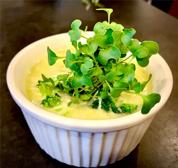 микрозелень брокколи в супе